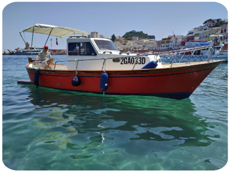 Ponza. L'Isolana, pezzogna Ponza. L'Isolana, pezzogna